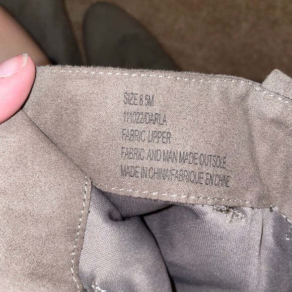 Boots - Picture 4 of 4